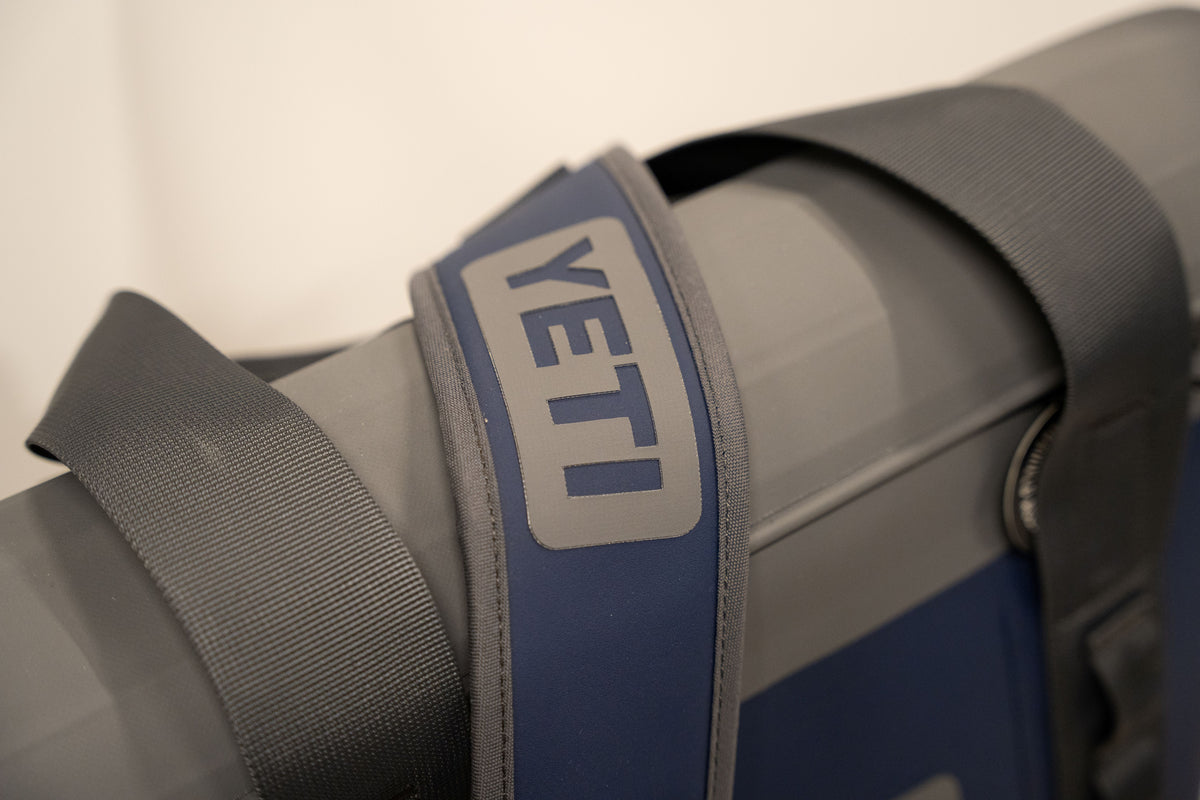 YETI Hopper M15 Tote Soft Cooler – Navy