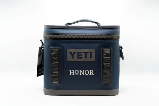 YETI Hopper Flip 8 Soft Cooler – Navy