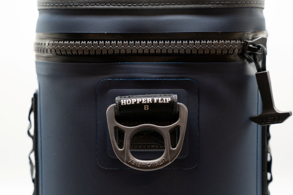 YETI Hopper Flip 8 Soft Cooler – Navy