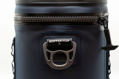 YETI Hopper Flip 8 Soft Cooler – Navy